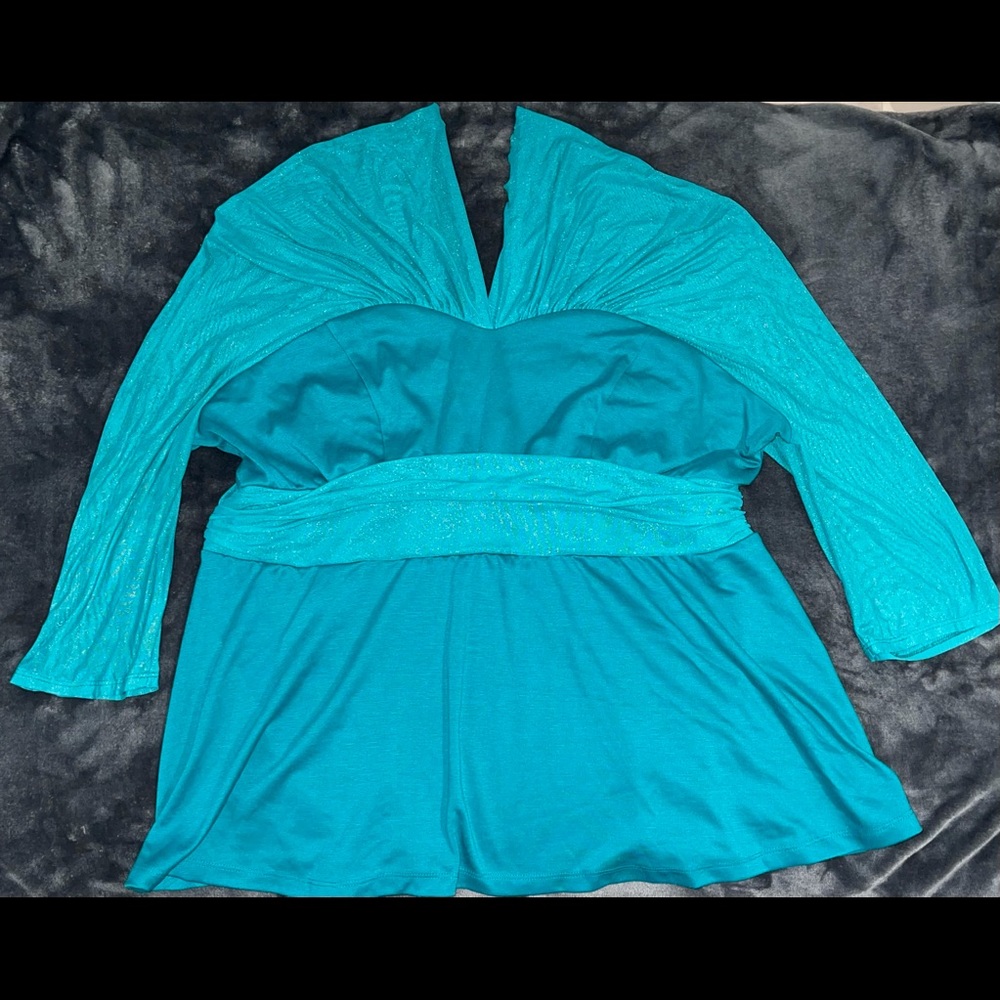 KIYONNA SIze 2 - Pretty Peplum Mesh Top